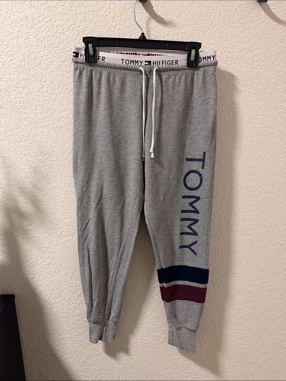 Tommy Hilfiger Logo Waistband Jogger Gray